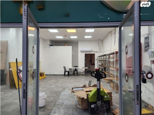 חנויות/ שטח מסחרי, ראש העין