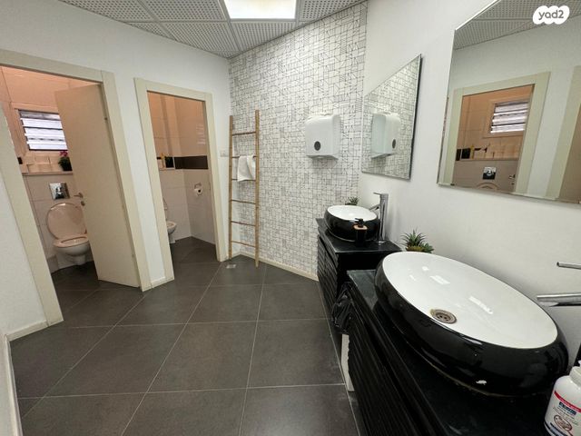 משרדים, דרך מנחם בגין, בורסה, רמת גן