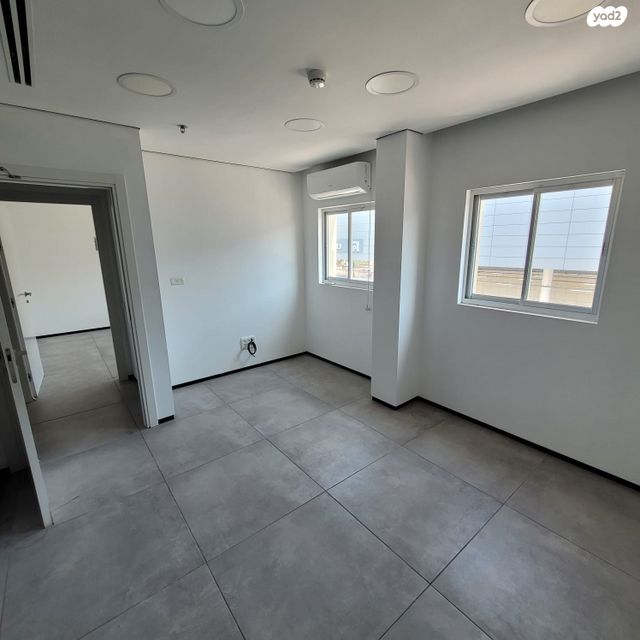 משרדים, מב"ת מערב, אזור תעשייה חדש, ראשון לציון