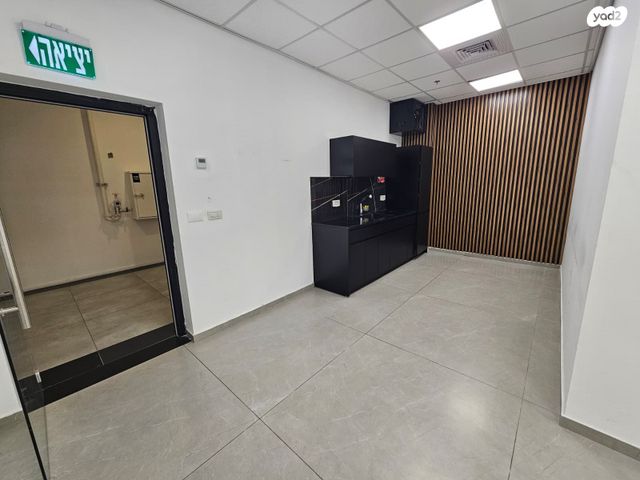 משרדים, יעקב פריימן, ראשון לציון