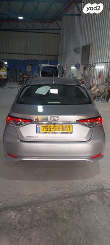 טויוטה קורולה