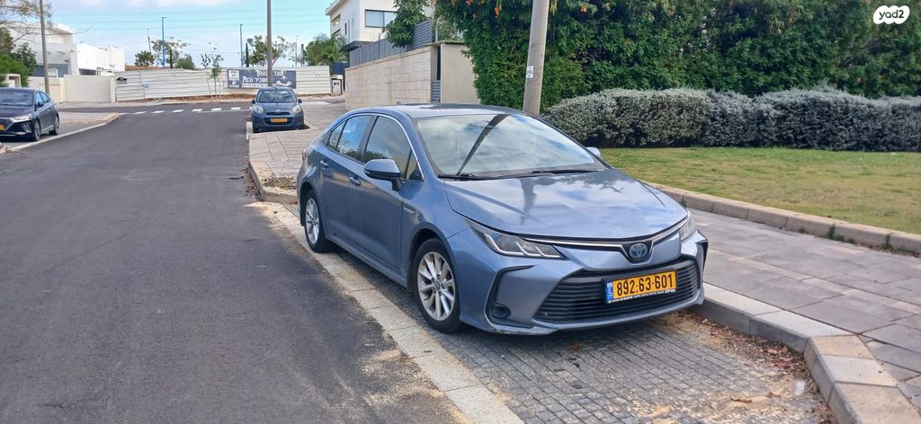 טויוטה קורולה