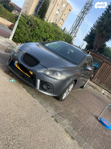 מודעת רכב סיאט לאון