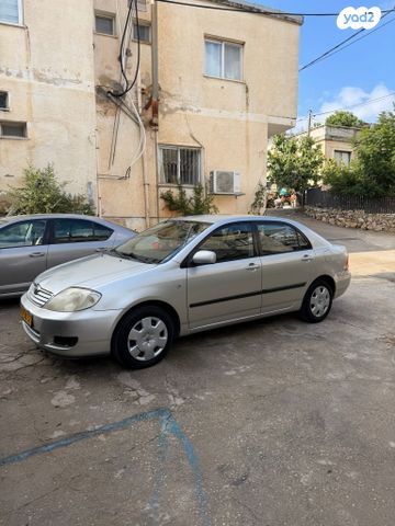 טויוטה קורולה