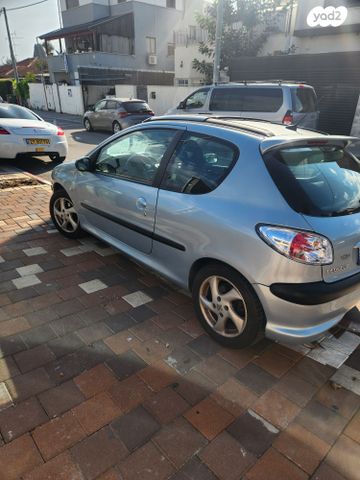 מודעת רכב פיג'ו 206