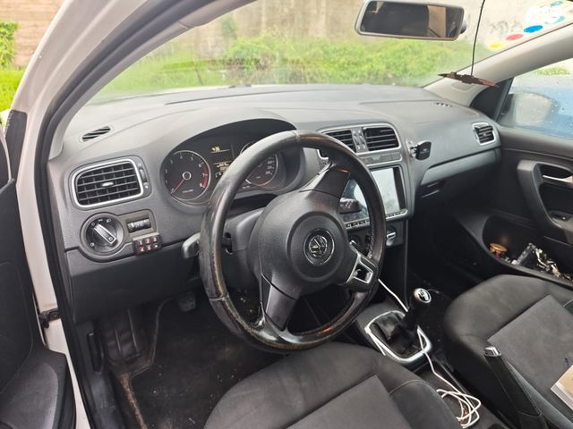 מודעת רכב פולקסווגן פולו 