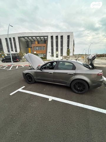 אלפא רומיאו 159