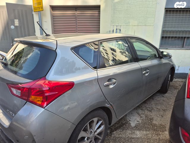 טויוטה אוריס