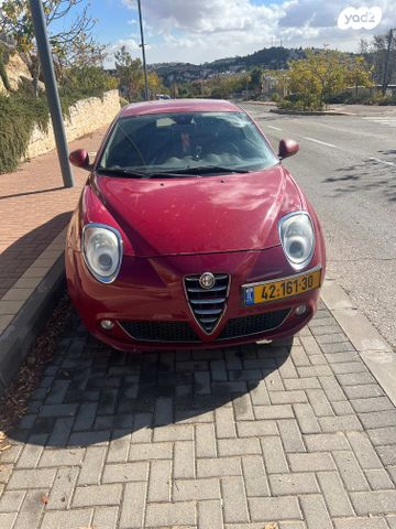 מודעת רכב אלפא רומיאו מיטו