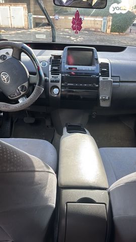 מודעת רכב טויוטה פריוס