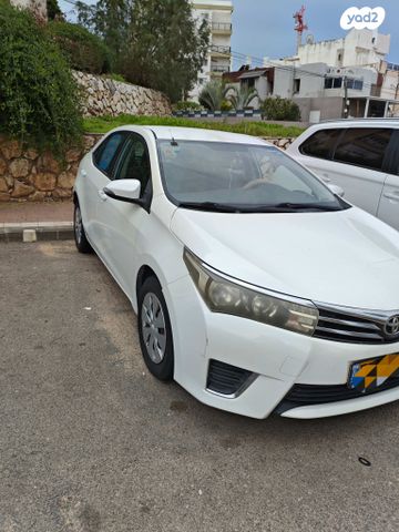 טויוטה קורולה