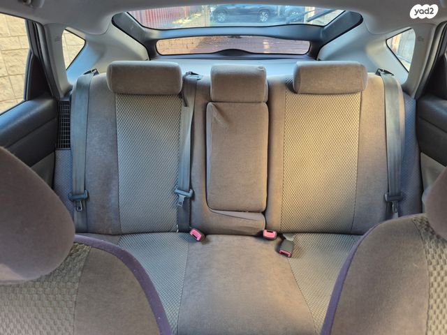 טויוטה פריוס