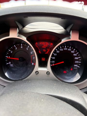 מודעת רכב ניסאן ג'וק