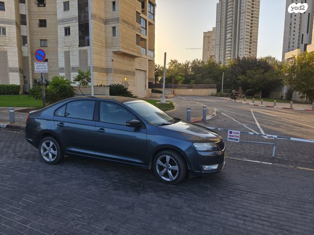 מודעת רכב סקודה ראפיד