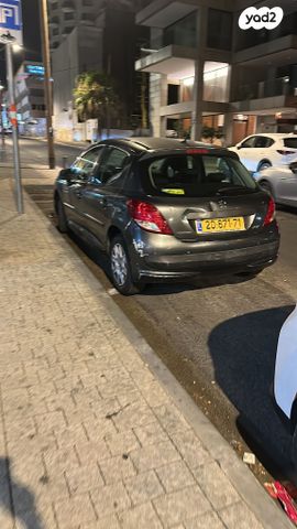 מודעת רכב פיג'ו 207