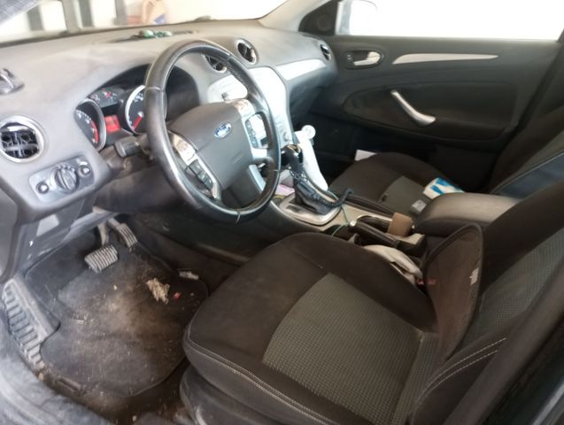 פורד מונדאו