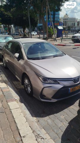 טויוטה קורולה