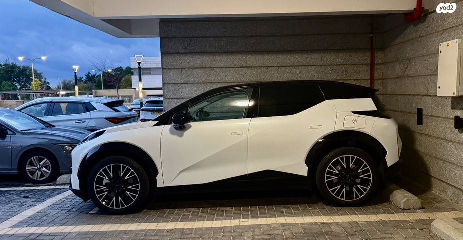 מודעת רכב זיקר X