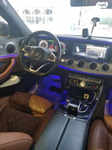 מודעת רכב מרצדס-בנץ E-class