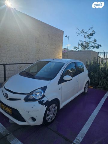 טויוטה אייגו