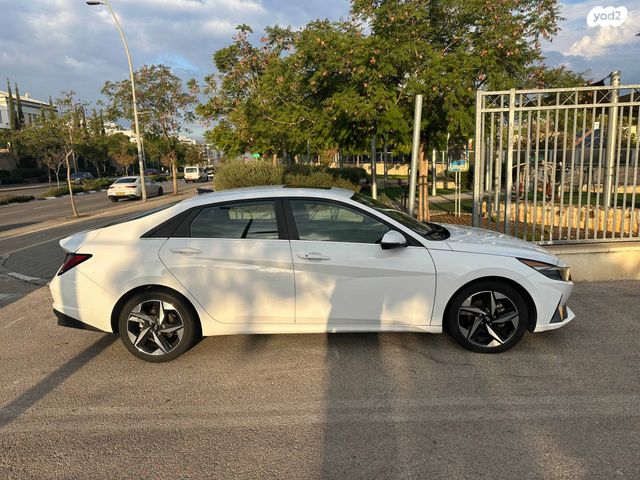 יונדאי אלנטרה