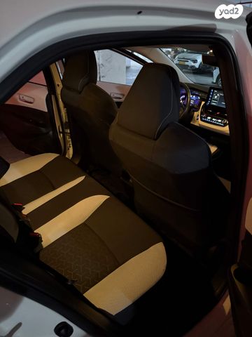 מודעת רכב טויוטה קורולה