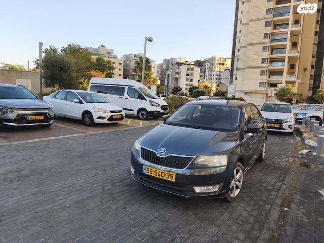 סקודה ראפיד