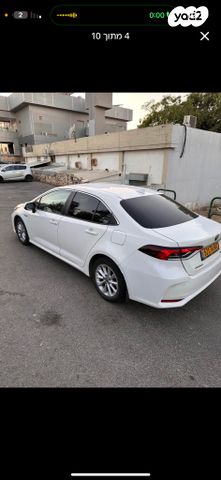 טויוטה קורולה