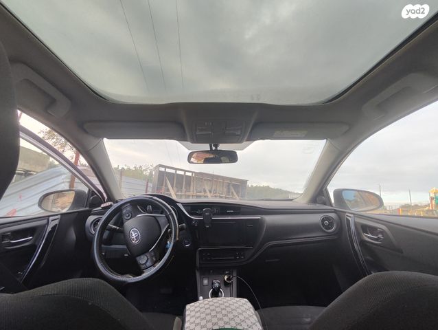 טויוטה אוריס