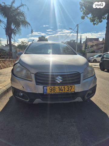 סוזוקי קרוסאובר