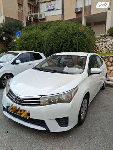 מודעת רכב טויוטה קורולה