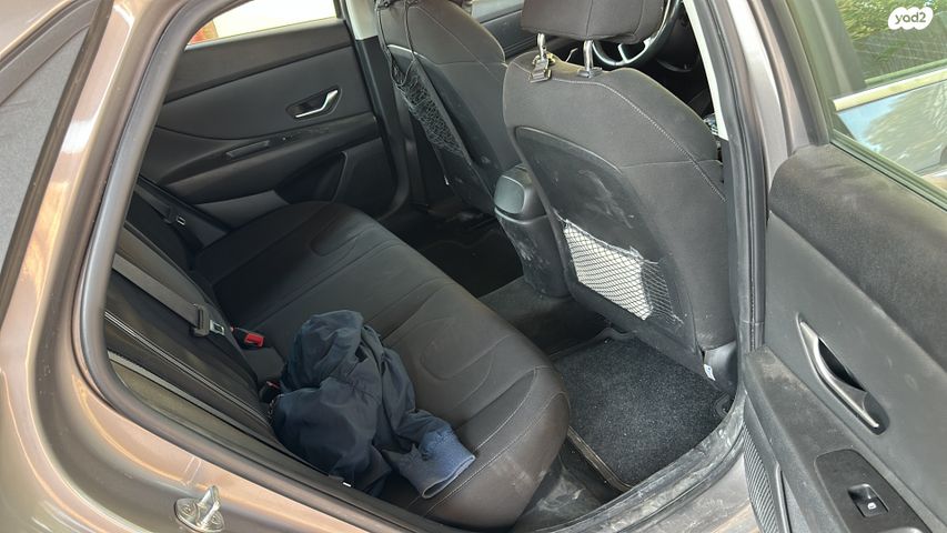 יונדאי אלנטרה