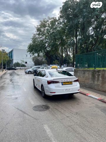 סקודה אוקטביה