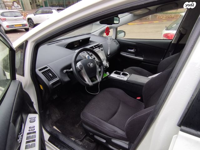 מודעת רכב טויוטה פריוס פלוס