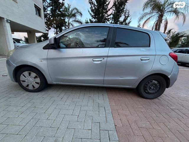 מיצובישי ספייס סטאר