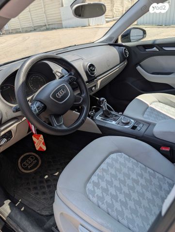 אאודי A3