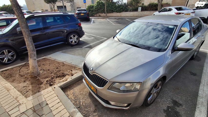 סקודה אוקטביה