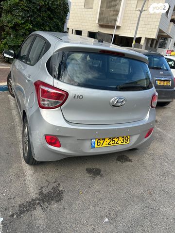 יונדאי i10