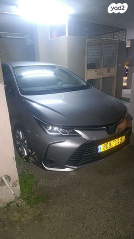 טויוטה קורולה