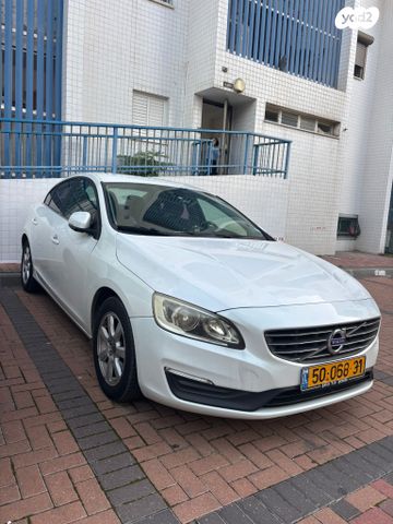 וולוו S60