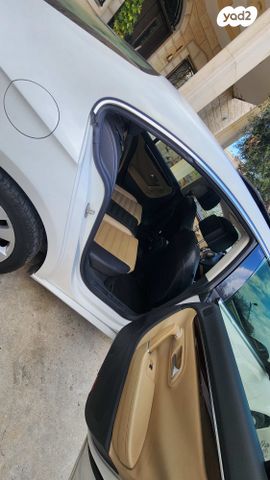 פולקסווגן פאסאט CC