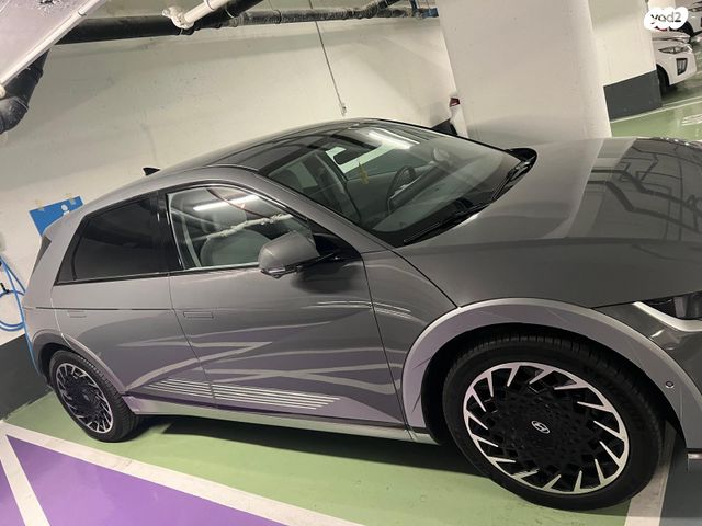 יונדאי איוניק 5