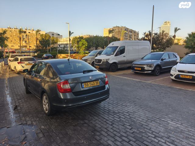 סקודה ראפיד