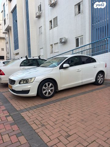 וולוו S60