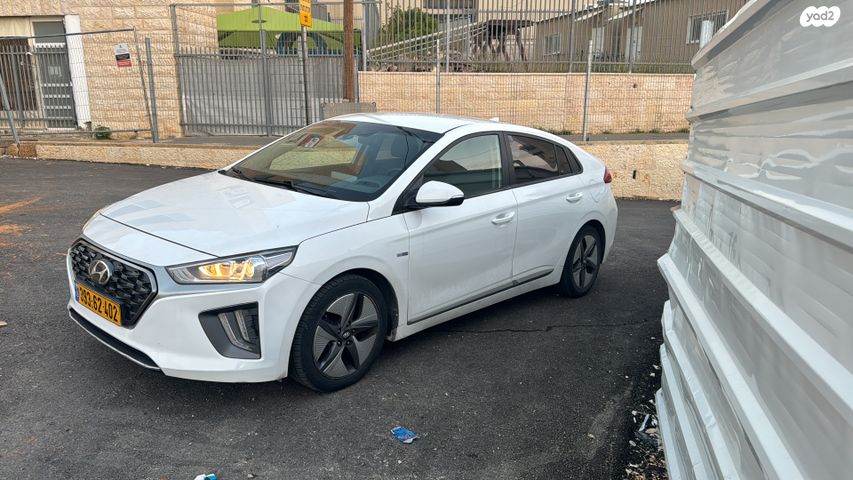 יונדאי איוניק