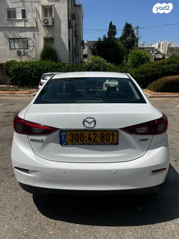 מאזדה 3