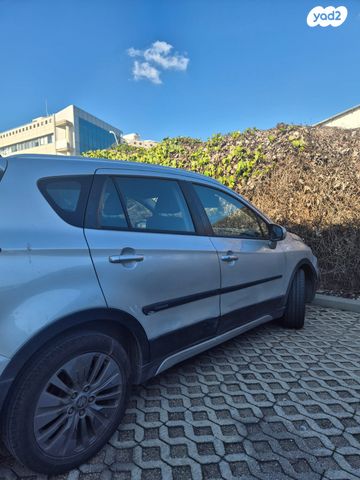 סוזוקי קרוסאובר