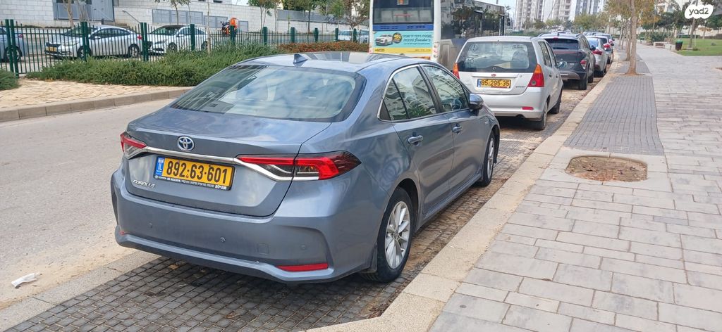 טויוטה קורולה