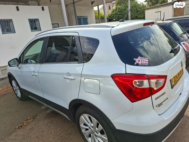 סוזוקי קרוסאובר