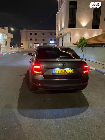 סקודה אוקטביה